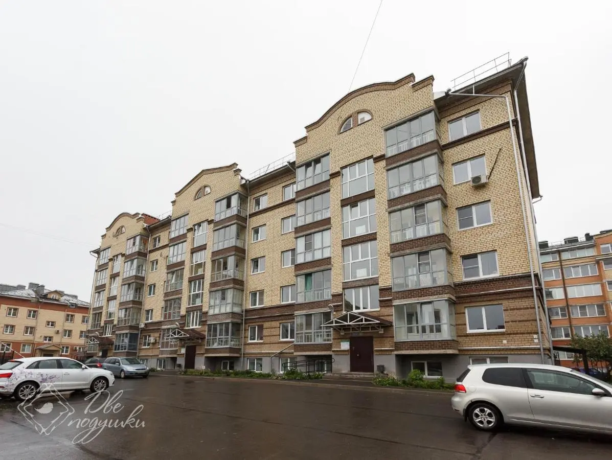 Вологда: Квартира Две Подушки на Республиканской 30