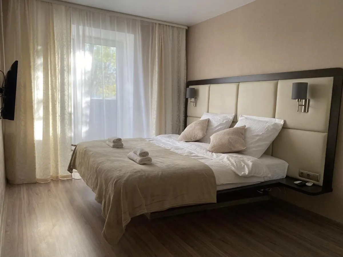 Вологда: Apartment 2Pillows on Kirova 16