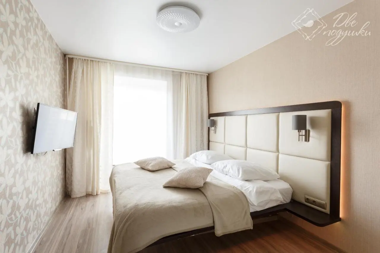 Вологда: Apartment 2Pillows on Kirova 16