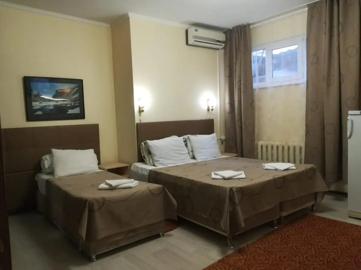 Красная Поляна: Guest House SanLara