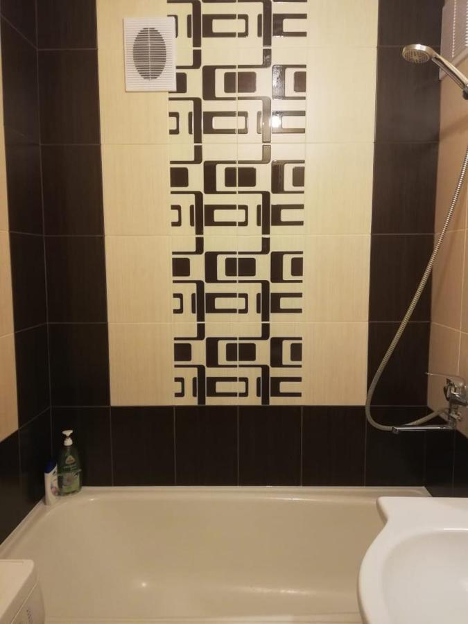 Вологда: Apartment on Babushkina 4