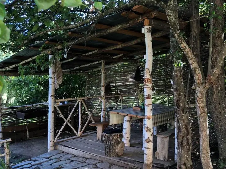 Омало: Guest House ALUDA