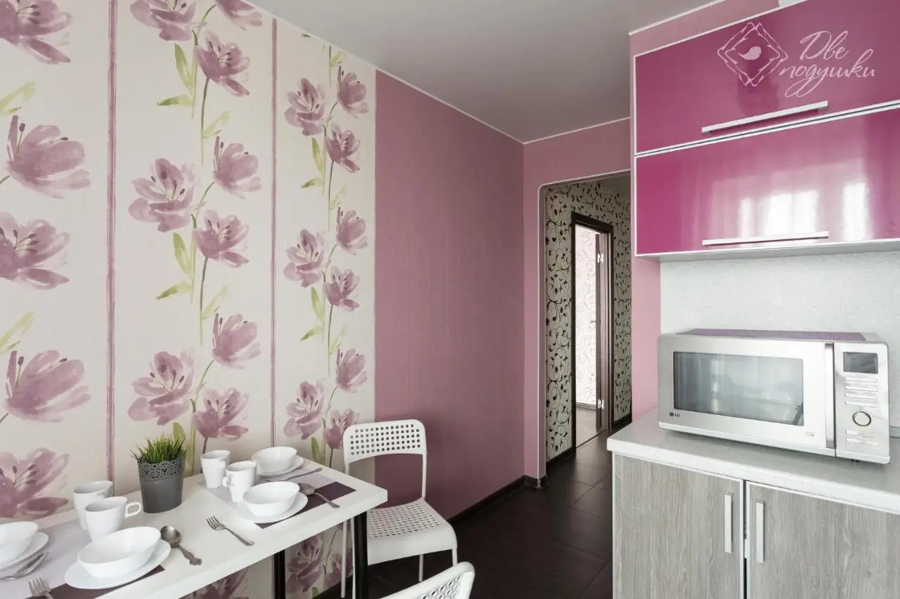 Вологда: Apartment 2Pillows on Schetinina