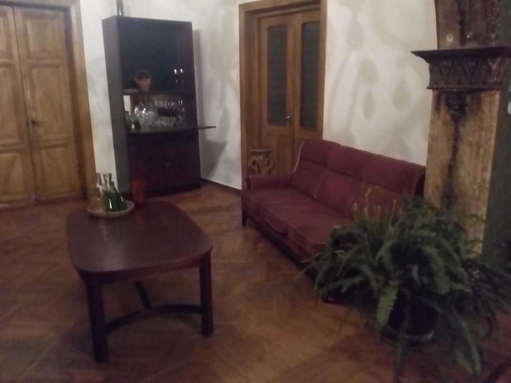 Кутаиси: Claudia guesthouse