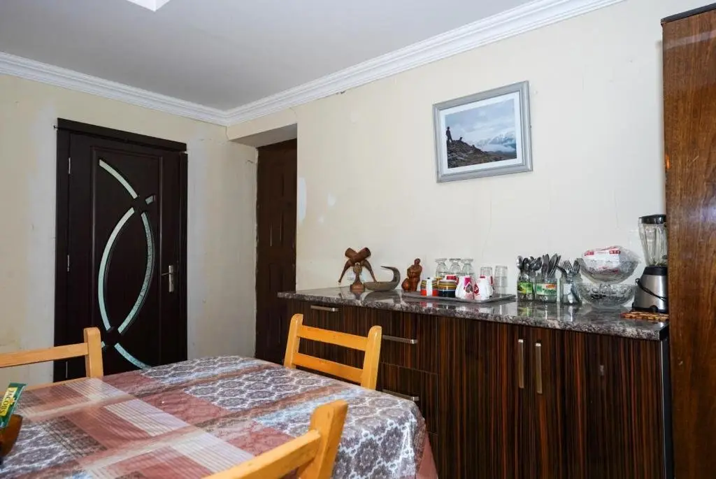 Ушгули: Guesthouse Nora