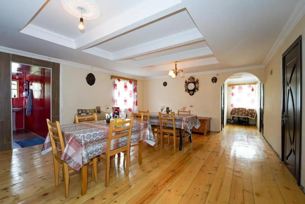 Ушгули: Guesthouse Nora