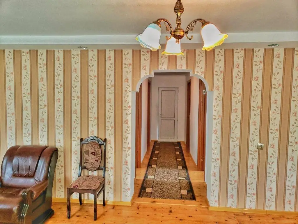 Ушгули: Guest House Data