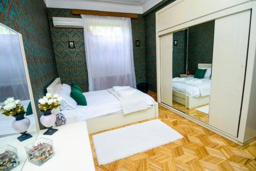 Тбилиси: Check Inn Tbilisi