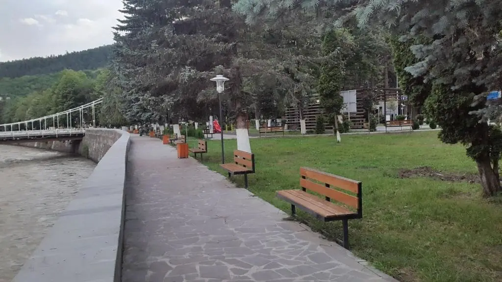 Боржоми: golden borjomi