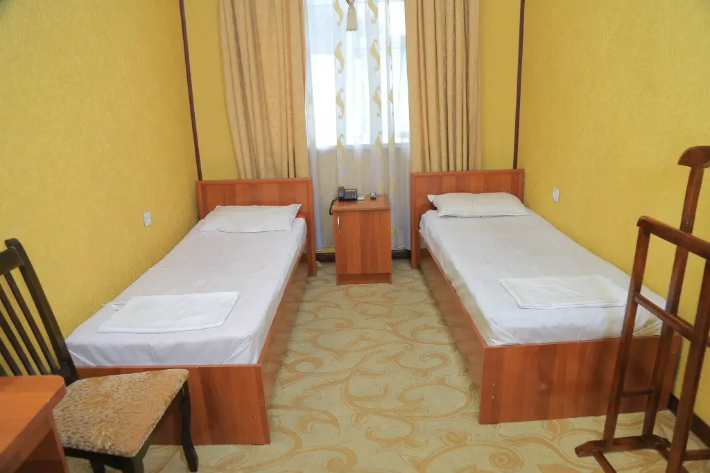 Дангара: Dang'ara Hotel
