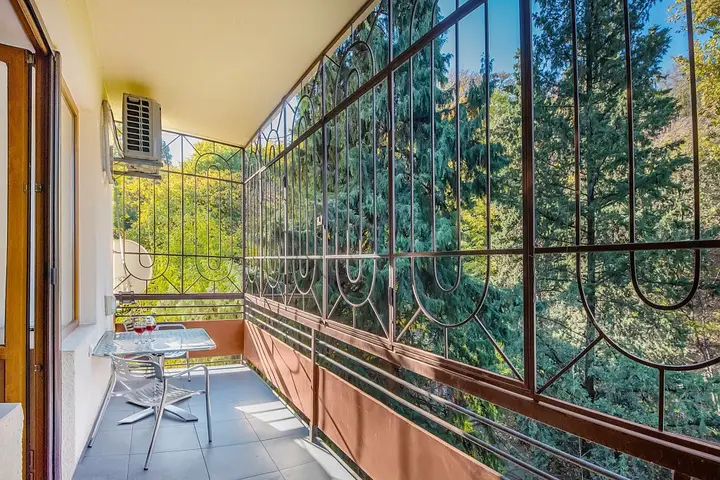 Кутаиси: Апартаменты H&B apartments Gamsakhurdia