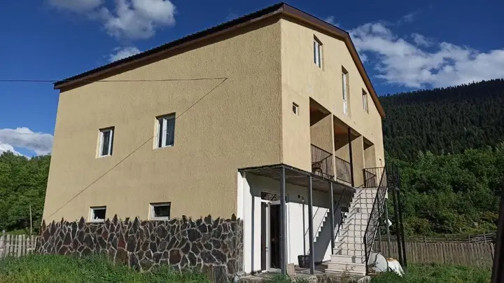 Местиа: Stop House Mestia