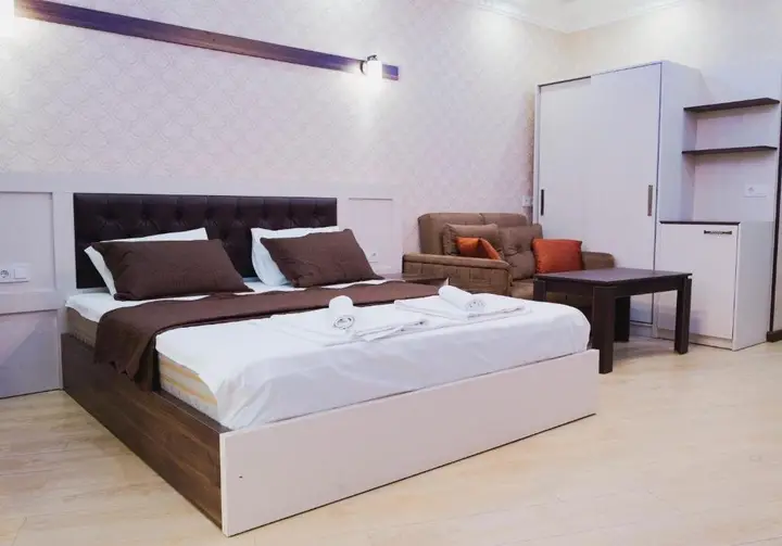 Батуми: EMEG Hotel