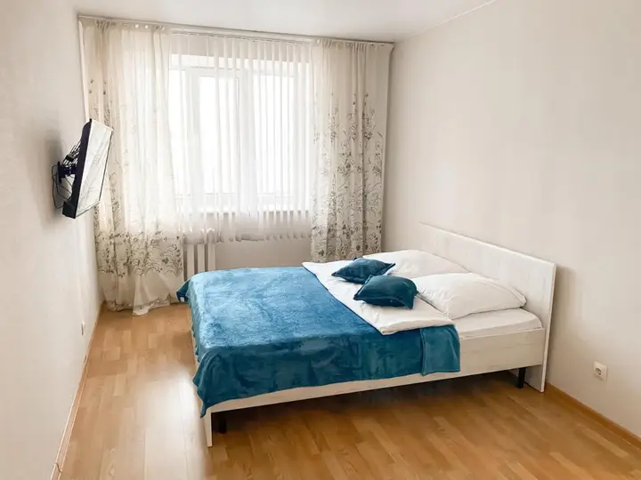 Вологда: Apartment 2Pillows on Yuzhakova