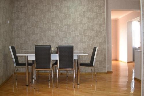 Кутаиси: TravelStay