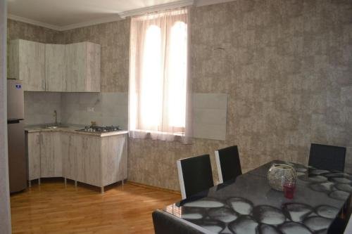 Кутаиси: TravelStay