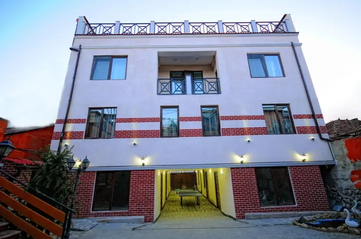 Тбилиси: Zaali'S Art Hotel
