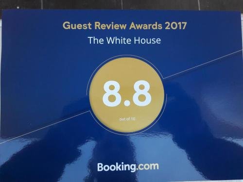 Батуми: The White House