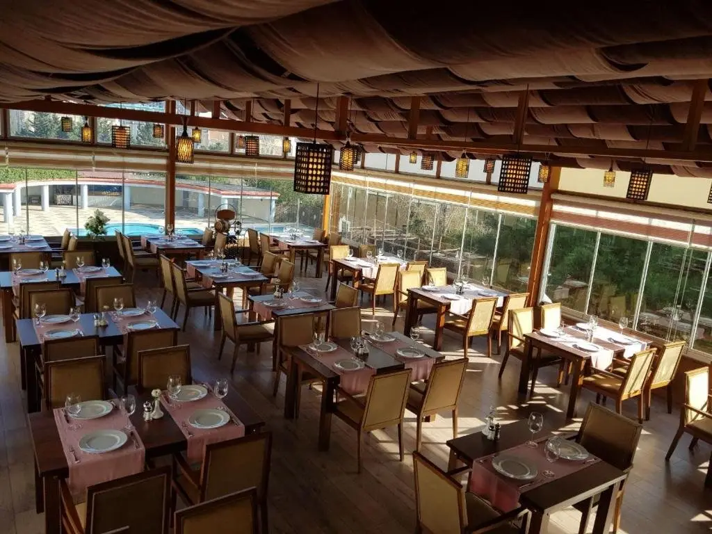 Баку: Hotel Grand Europe Hotel Baku (Travel Agency)