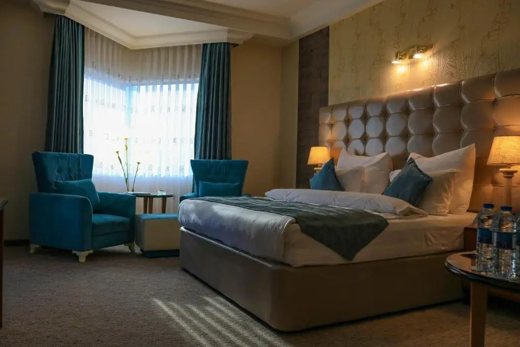 Баку: Hotel Grand Europe Hotel Baku (Travel Agency)