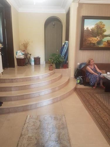 Батуми: Tiniko Our House