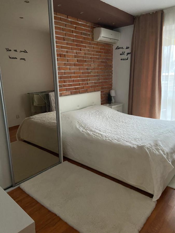 Калининград: Apartment White Cat с террасой и грилем
