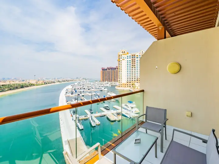 Дубай: Apartments Minimalistic Studio in Palm Views | Palm Jumeirah