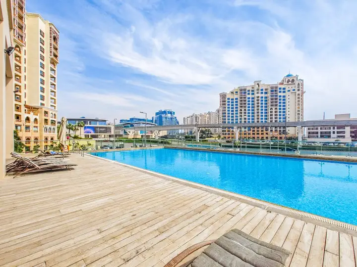 Дубай: Apartments Minimalistic Studio in Palm Views | Palm Jumeirah