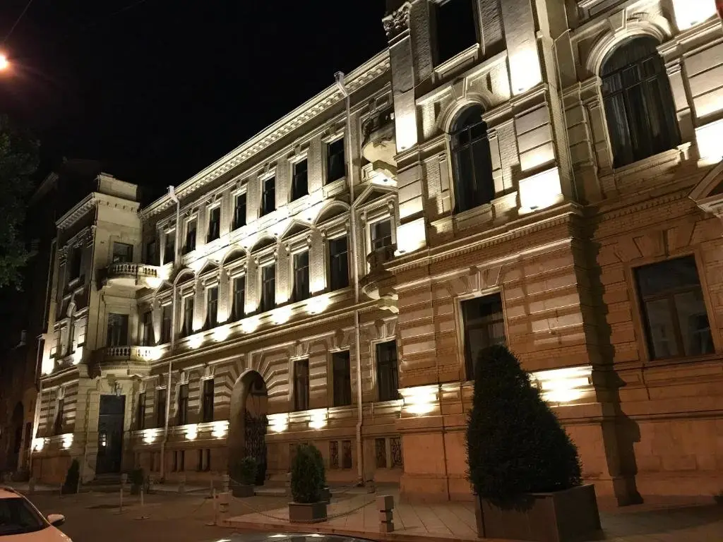 Тбилиси: Zubalashvili Brothers Apartment