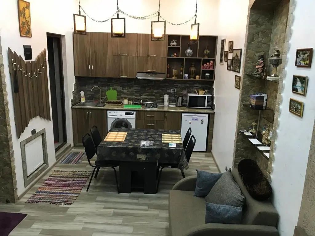Тбилиси: Zubalashvili Brothers Apartment