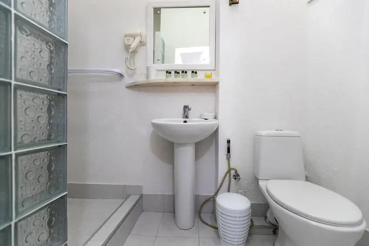 Тбилиси: Wehost Apartment in a prestigious area