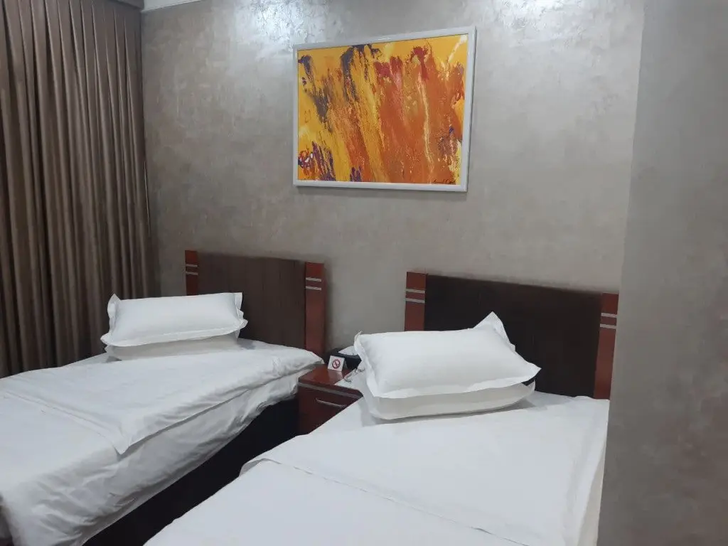 Маликрабат: Zarafshan Grand Hotel in FIEZ