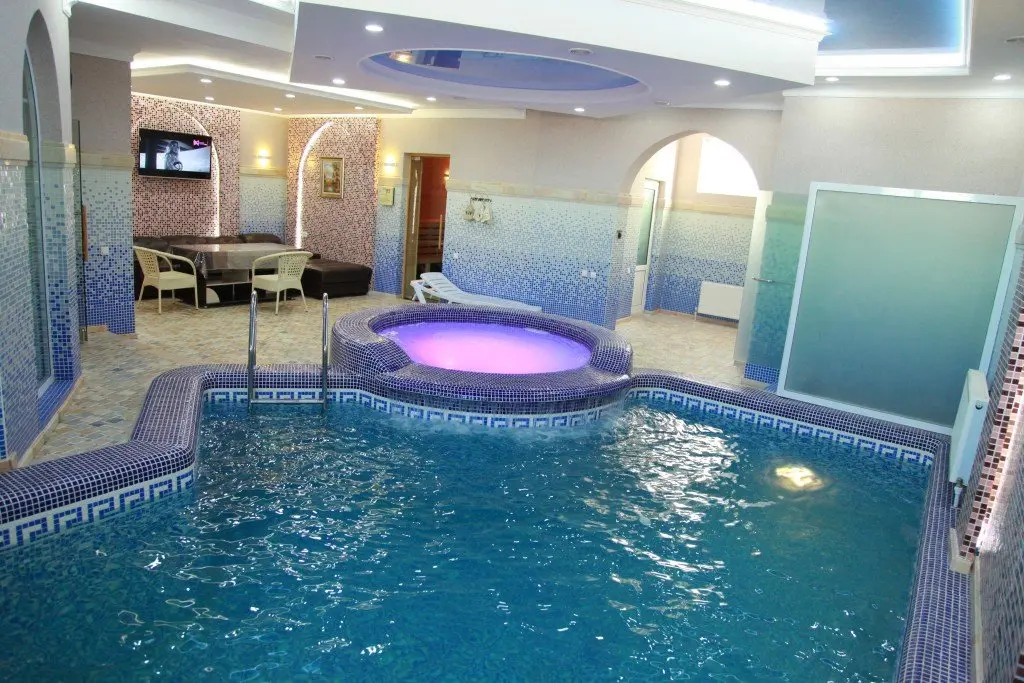 Маликрабат: Zarafshan Grand Hotel in FIEZ