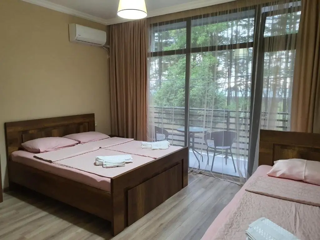 Кобулети: Summer House