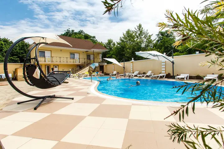 Сочи: Гостевой Дом Amfora Family Resort ALL