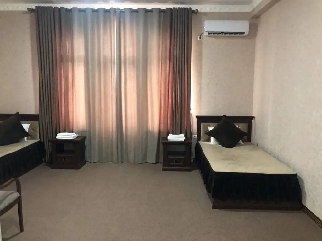 Акташ: Zirabuloq Hotel