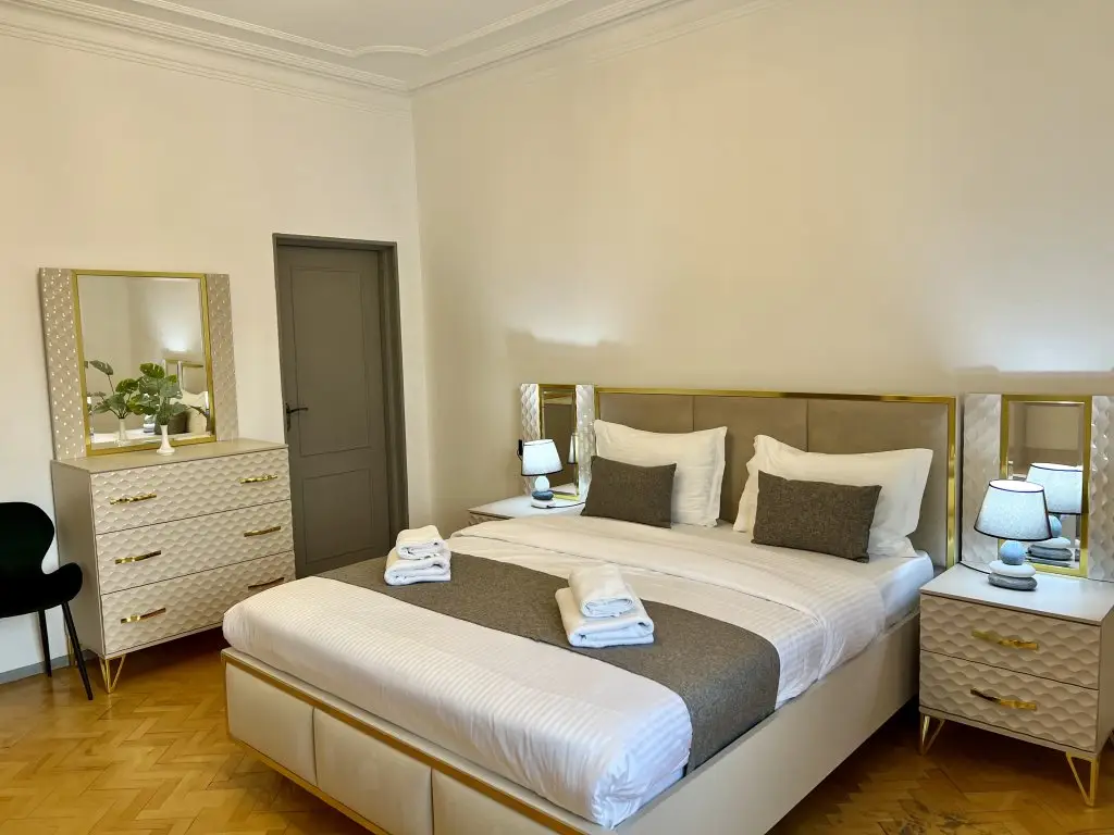 Ереван: Отель MANSION HOTEL YEREVAN