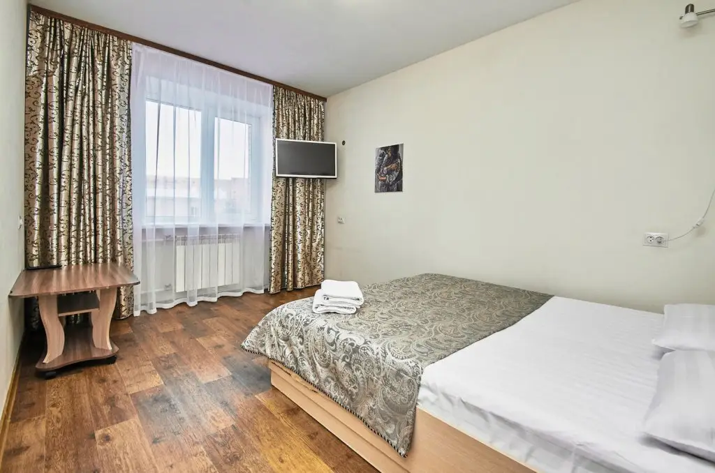 Томск: 2к квартира, ул. Говорова 6