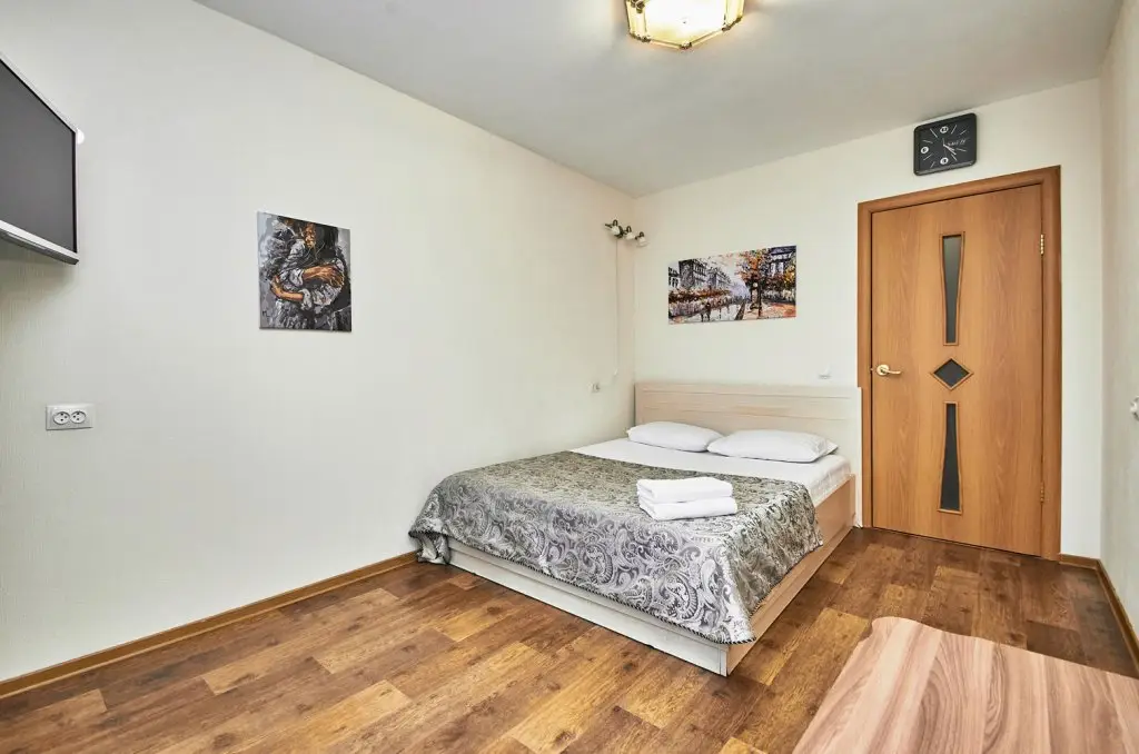 Томск: 2к квартира, ул. Говорова 6