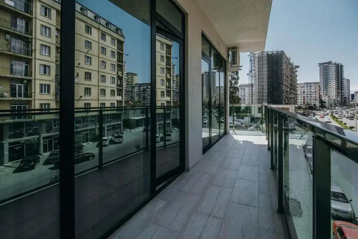 Батуми: Visit the captivating city of Batumi and enjoy the amenities of Batumi Hotel