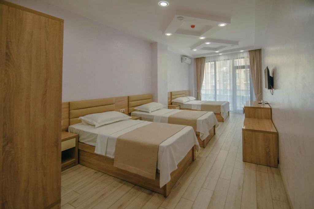 Батуми: Visit the captivating city of Batumi and enjoy the amenities of Batumi Hotel