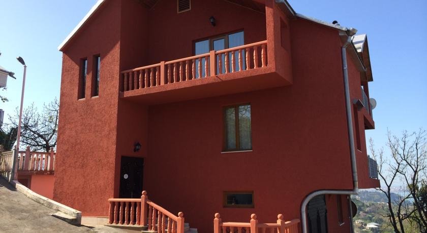 Батуми: To Jijavadze Guest House