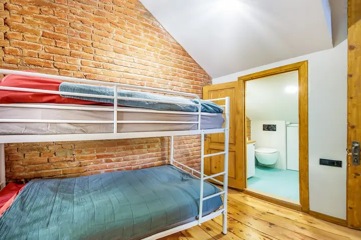Тбилиси: Апартаменты Comfortable apartment with veranda Tbilisi