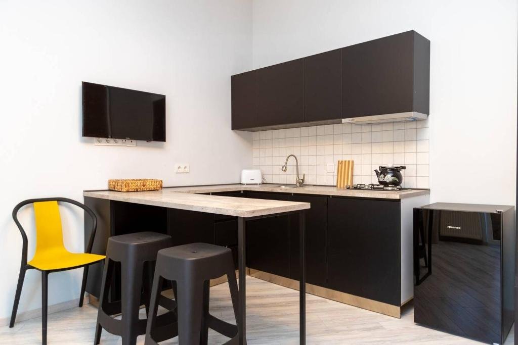 Тбилиси: Wehost Apartment with a view on old street