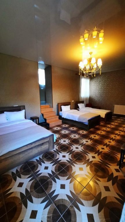 Степанцминда: Sky Star Hotel