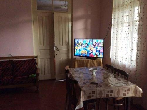 Батуми: Guest House in Sakhalvasho