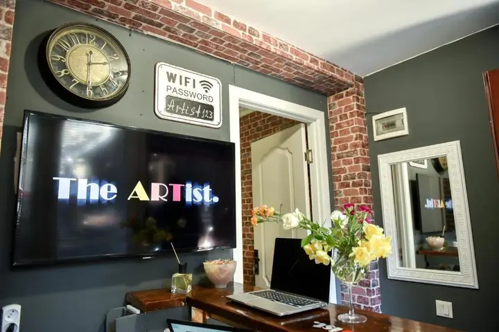 Тбилиси: The Artist Hostel