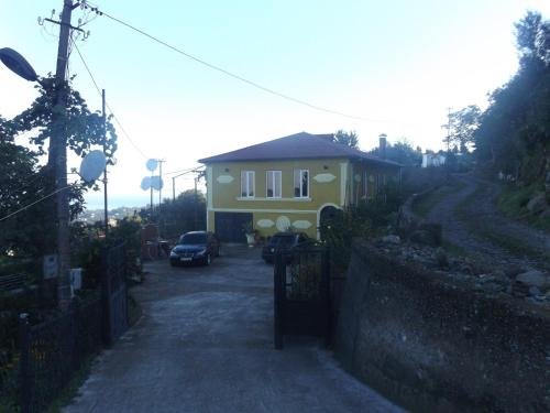 Букнари: Guest House "IKA"