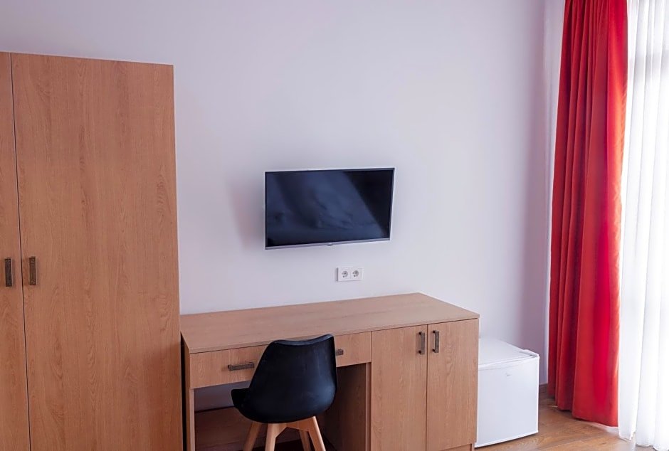 Тбилиси: View and More Hotel