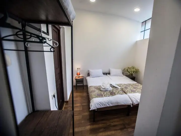 Тбилиси: Yeard Hotel